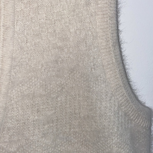 Vintage Monte Carlo Collection Kid Angora Sweater Vest size 40, good condition - Picture 4 of 8